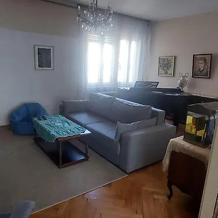 Drvenija * سراييفو